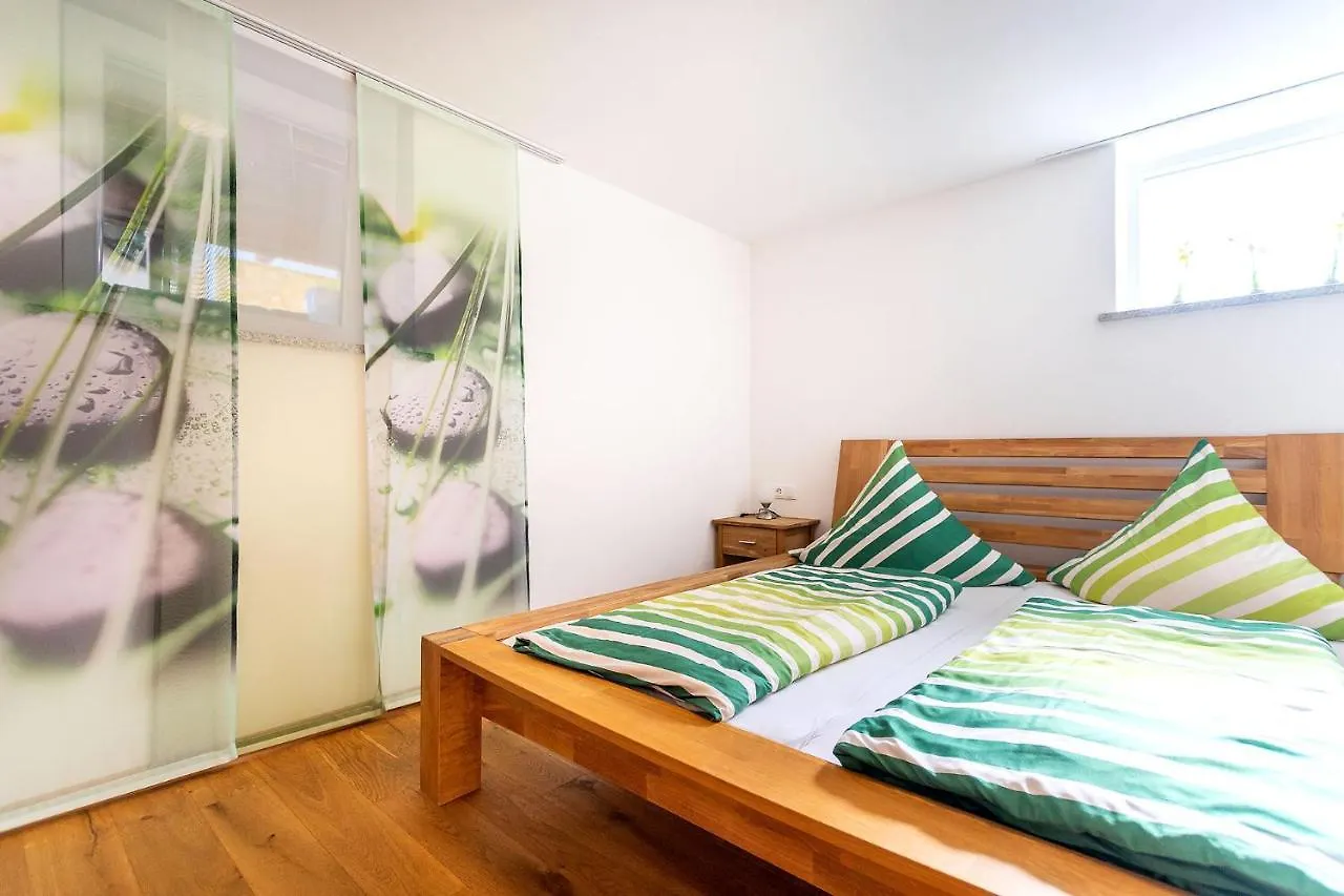 Alpen-Hostel - Apartment Talstation Memmingen